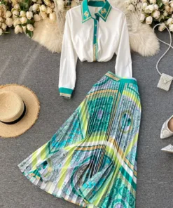 Jupes et hauts assortis